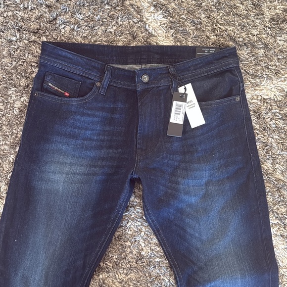 New with tags Diesel Thommer jeans - Picture 4 of 6
